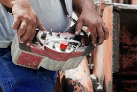 Lifting and moving systems (000024629078_01_00017)