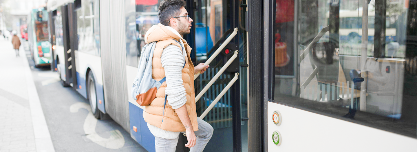 Public buses (BR57_AP_01_00300)