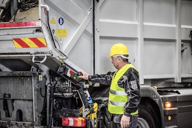 Waste disposal vehicles (BRXX_AP_01_00203)