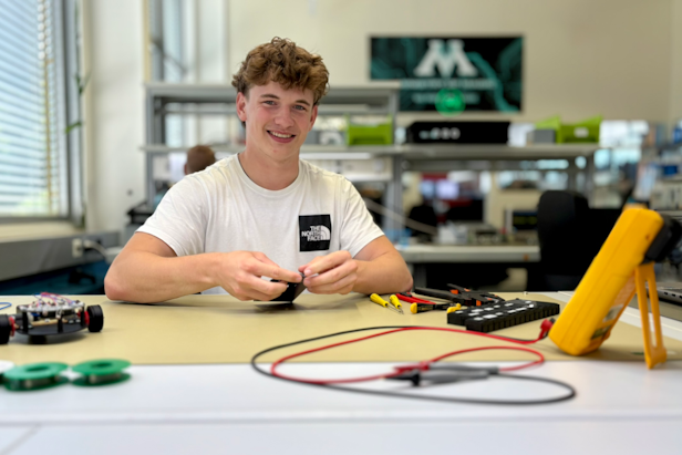 Elektroniker:in EFZ.