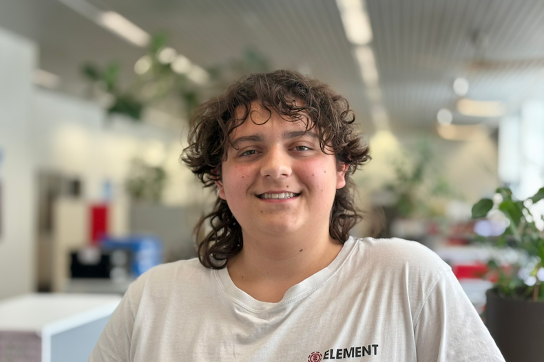 Gian, Apprentice Commercial