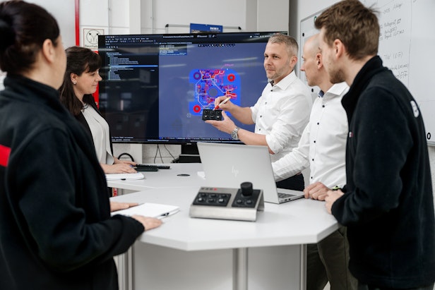 Experts of tomorrow (EAO_CO_01_00368)